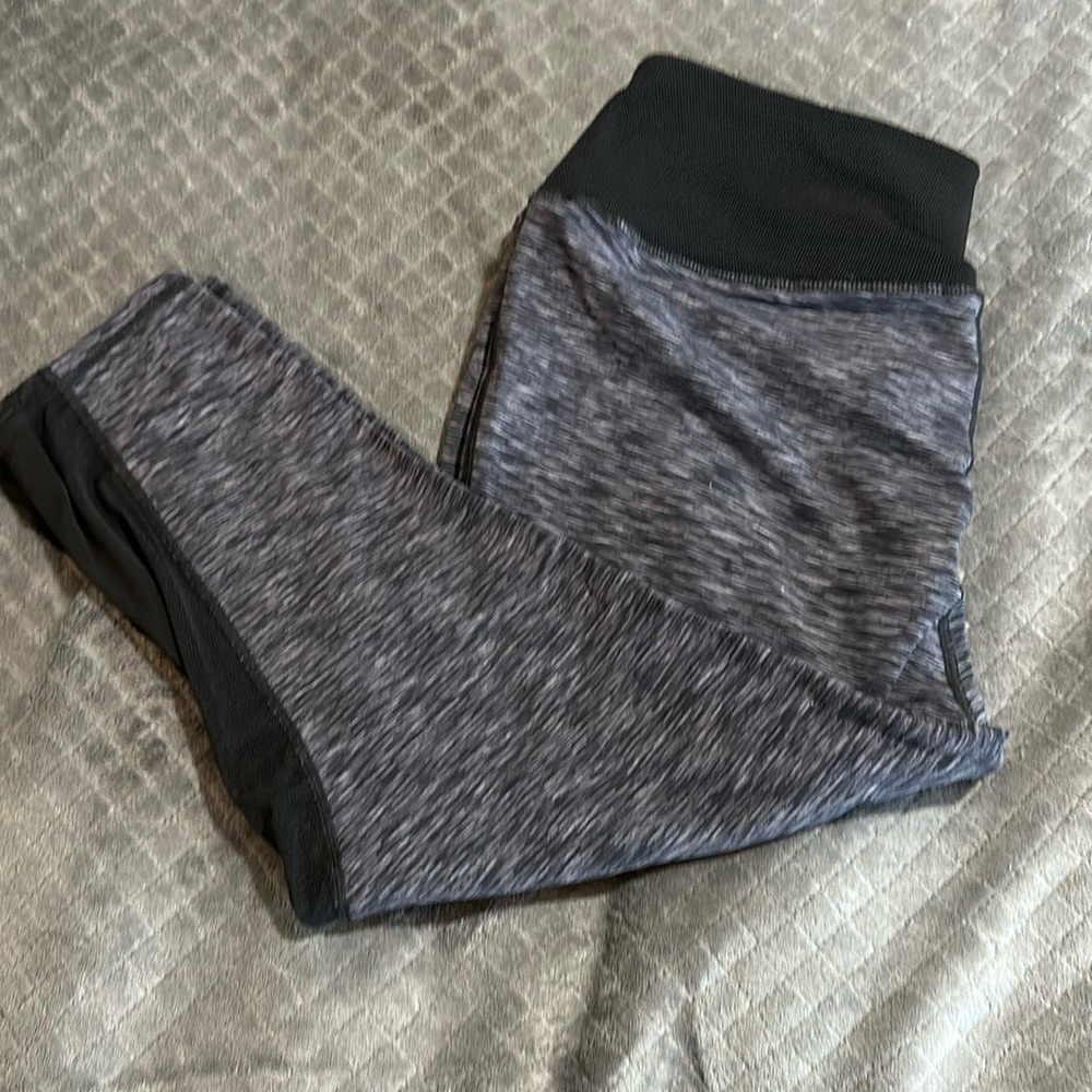 NWOT torrid active leggings size 2